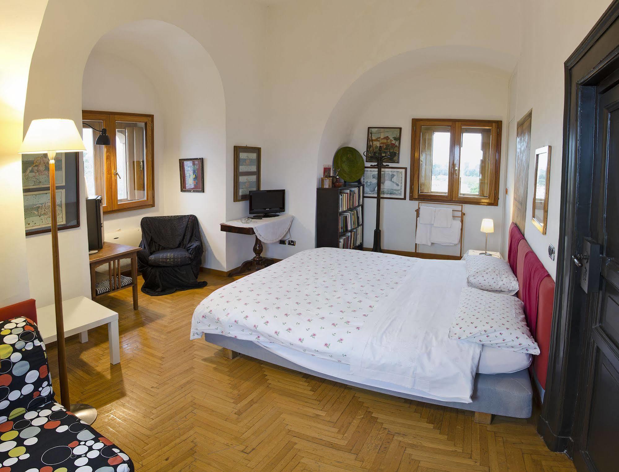 La Torre Di Ro Bed & Breakfast Naples Exterior photo